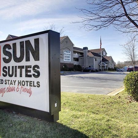 Intown Suites Extended Stay Greensboro Nc - Lanada Екстер'єр фото