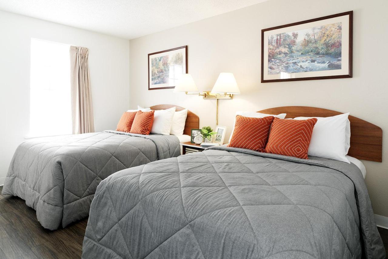 Intown Suites Extended Stay Greensboro Nc - Lanada Екстер'єр фото